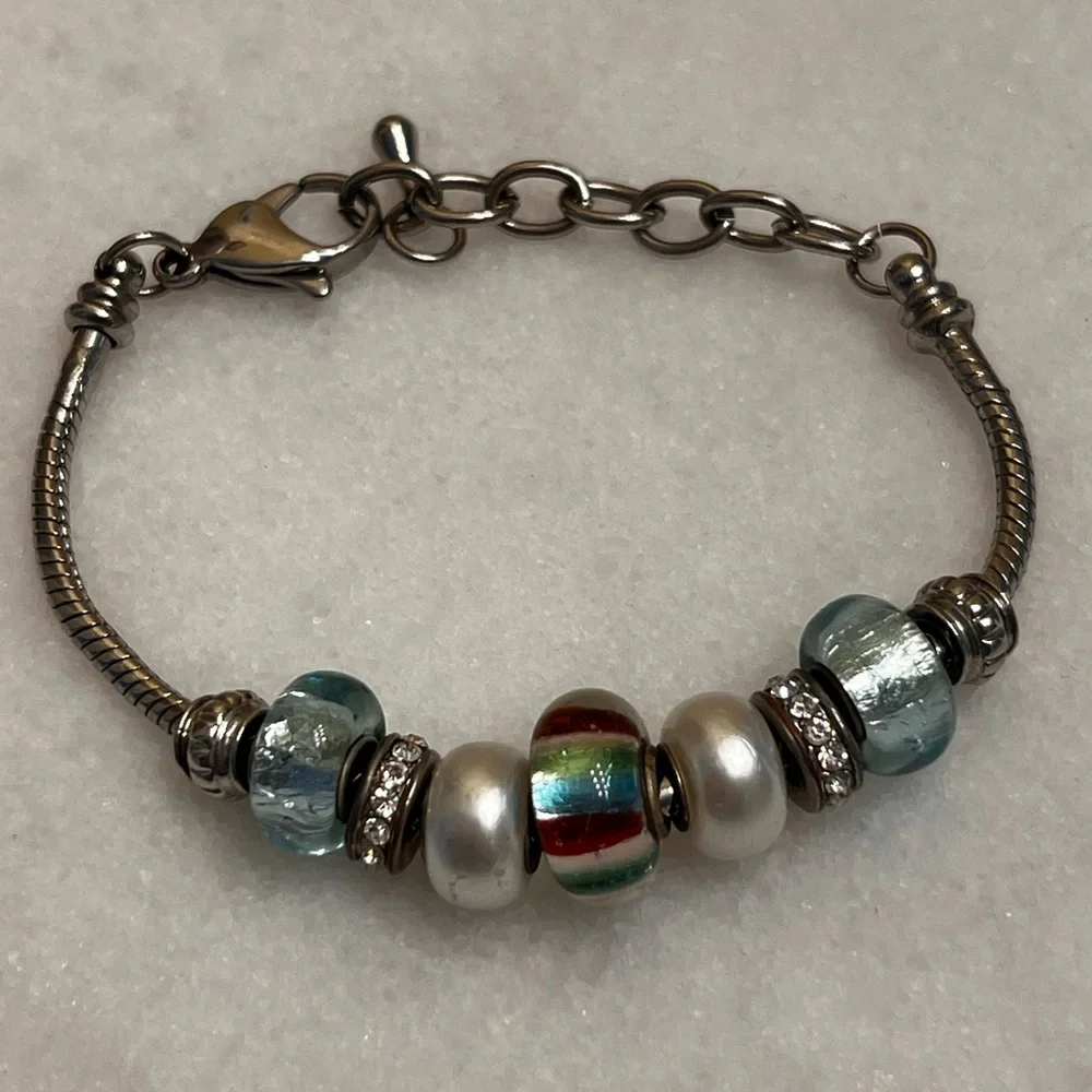Marble Beaded Silver Bracelet - Picture 2 of 3